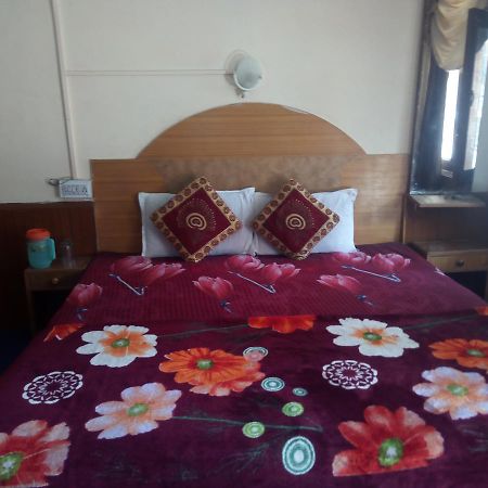 Hotel Everest Manāli Dış mekan fotoğraf