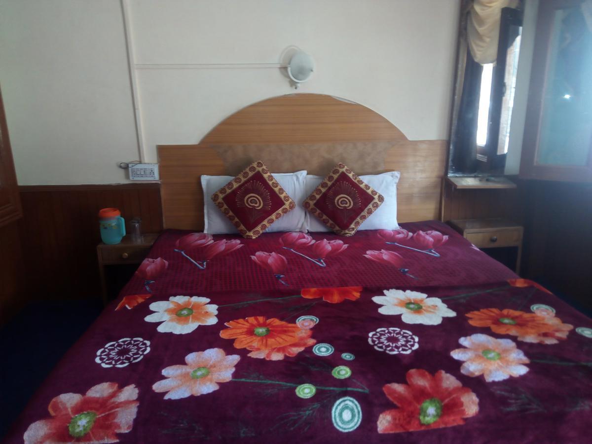 Hotel Everest Manāli Dış mekan fotoğraf