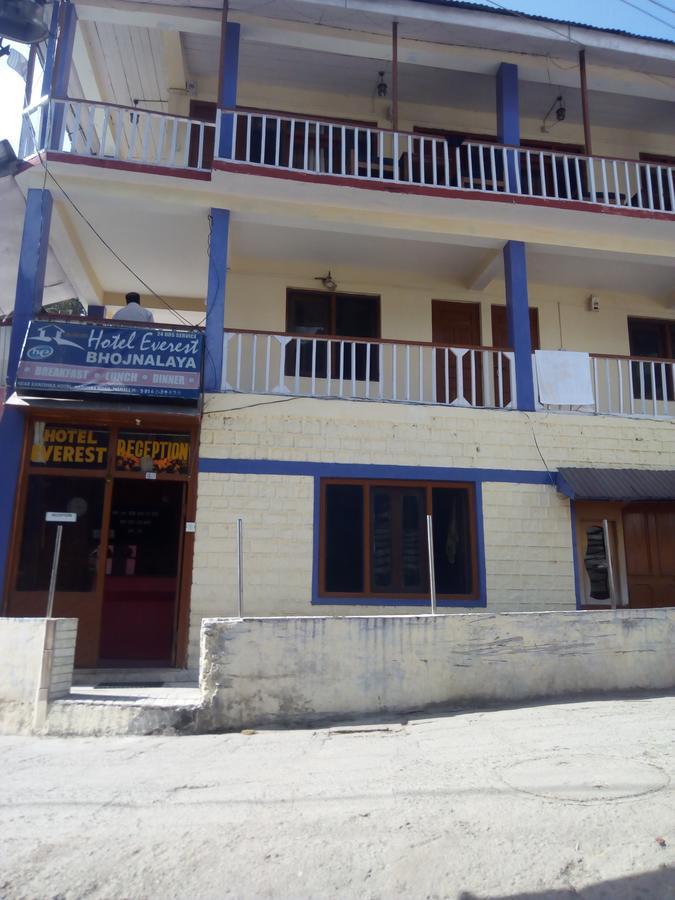 Hotel Everest Manāli Dış mekan fotoğraf